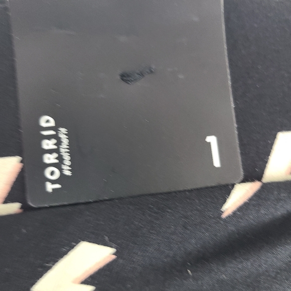 torrid|NWT Premium Black Lighting Bolt Legging - Picture 9 of 13